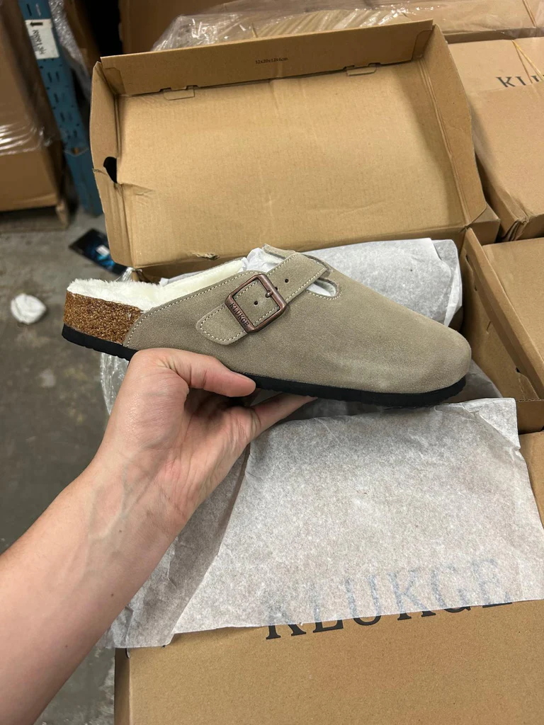 Shoes- Klukge Boston Clogs 150 pairs - Image 3